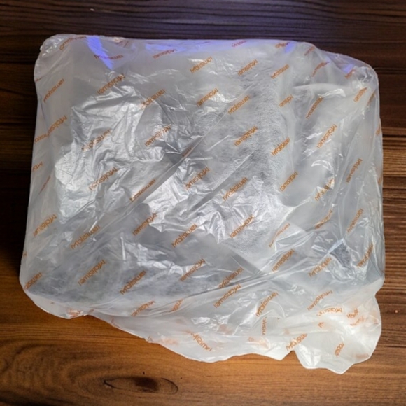 Tote Bag, NWT - Picture 6 of 7